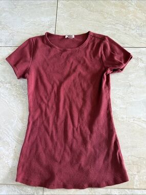 Bozzolo Short Sleeve Ribbed Crewneck Top — Wine Red
